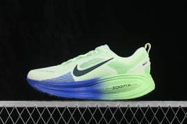 Picture of Nike Vomero 18 _SKUfw24265350284951534fw